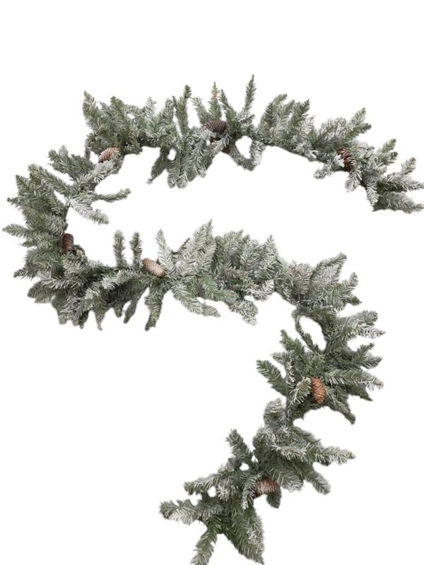 GHIRLANDA INNEVATA PVC CON PIGNE 270CM *1/8* (EM60)